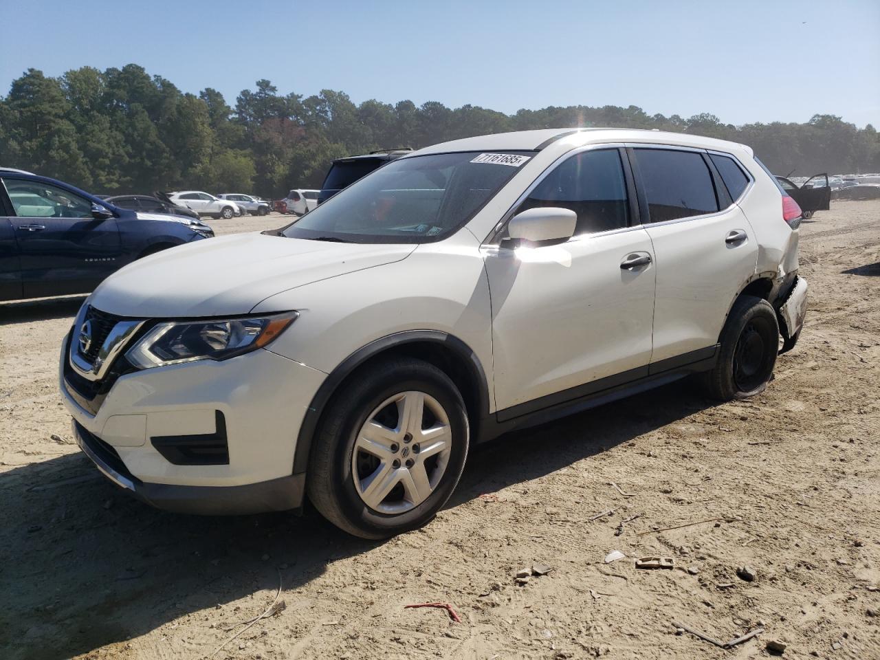 2017 NISSAN ROGUE