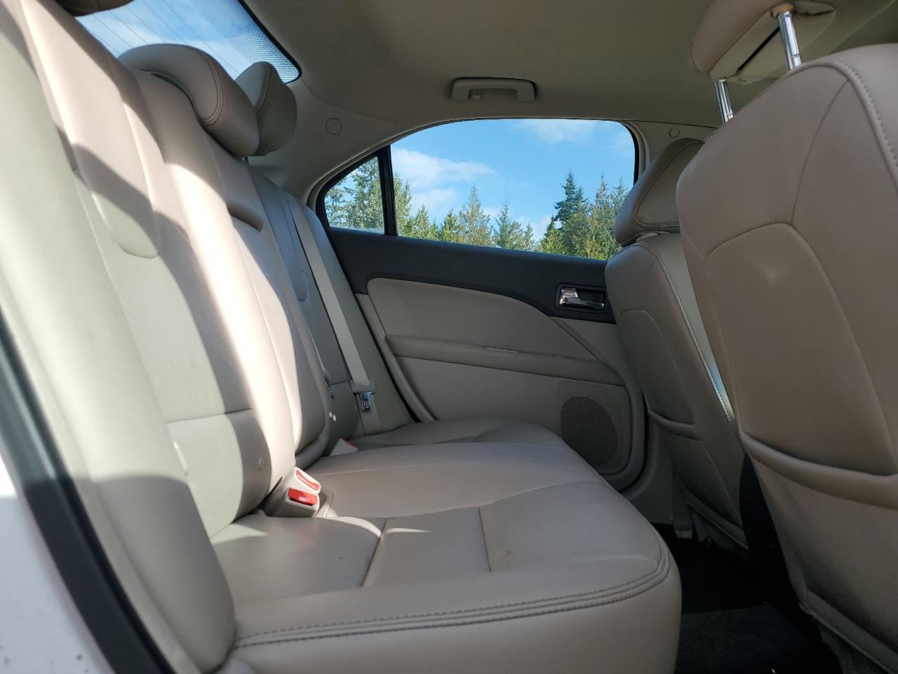 2011 FORD FUSION