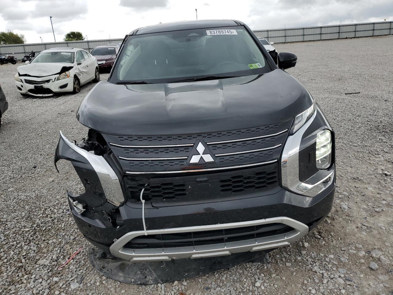 2023 MITSUBISHI outlander