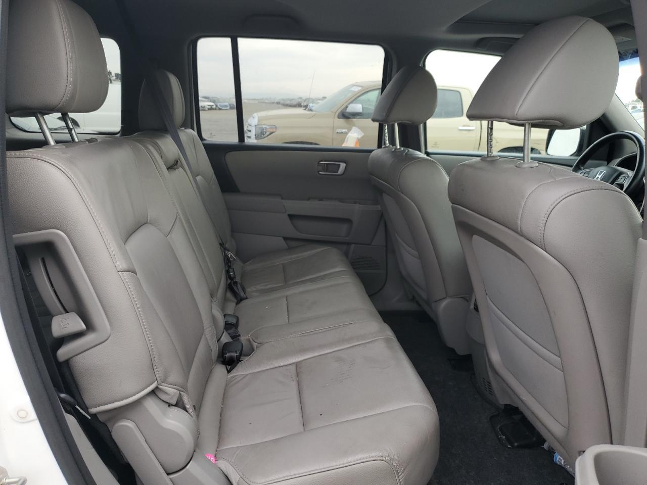2015 HONDA PILOT