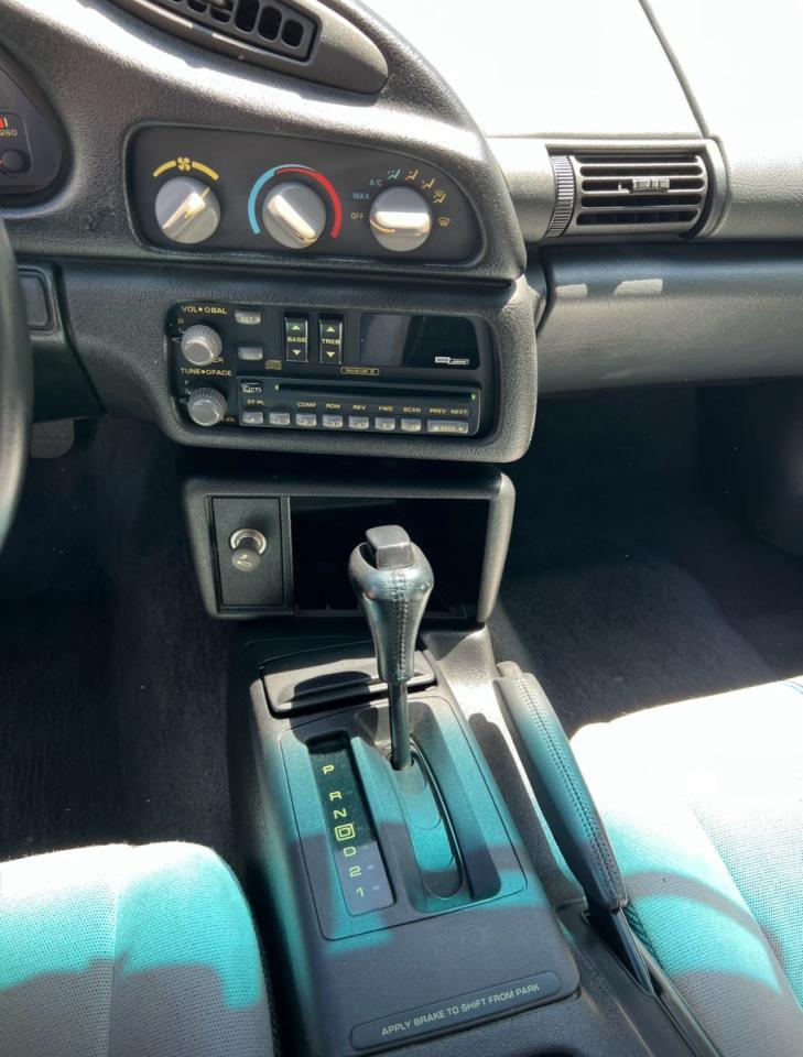 1993 CHEVROLET Camaro