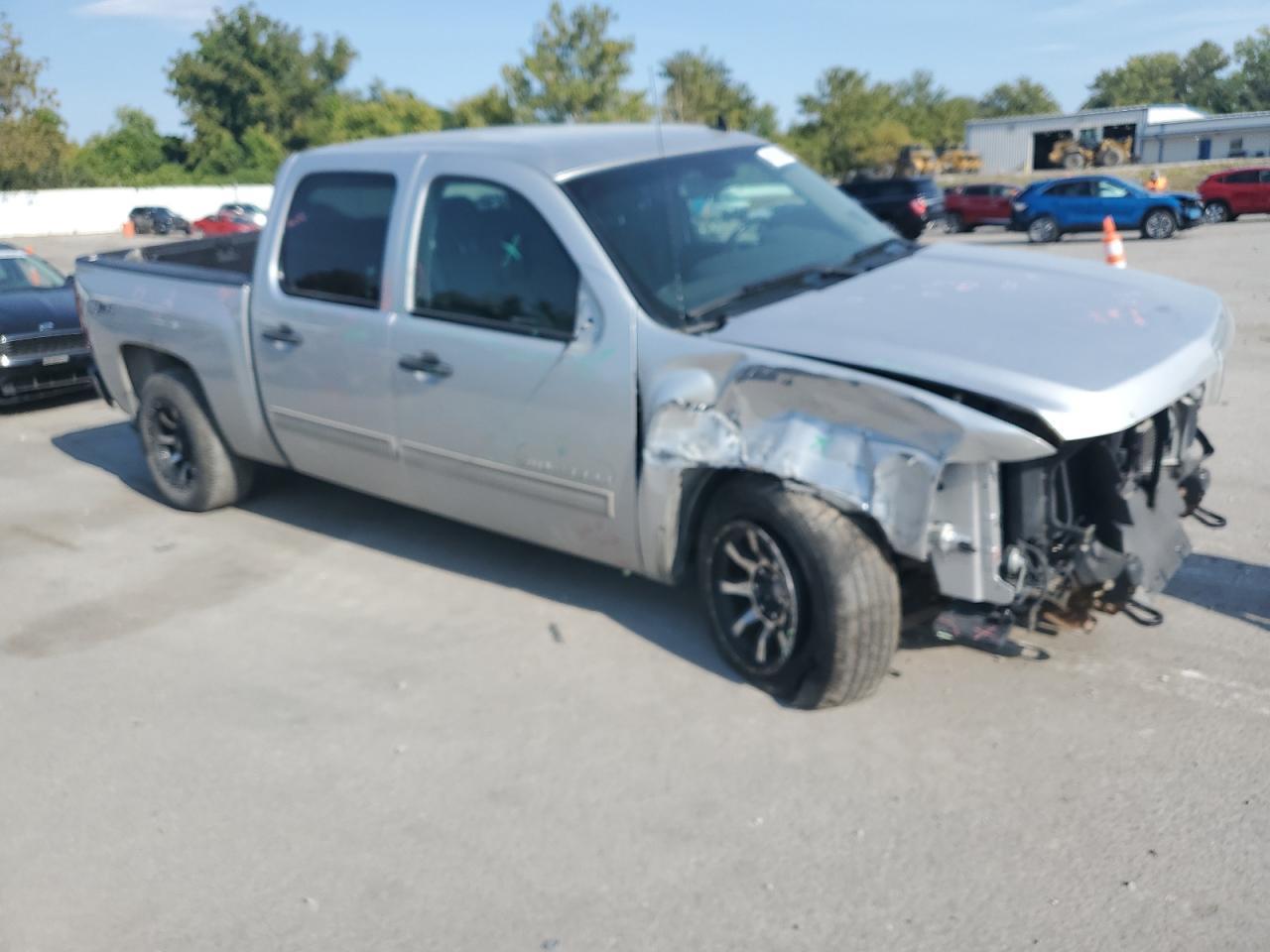 2013 CHEVROLET Silverado
