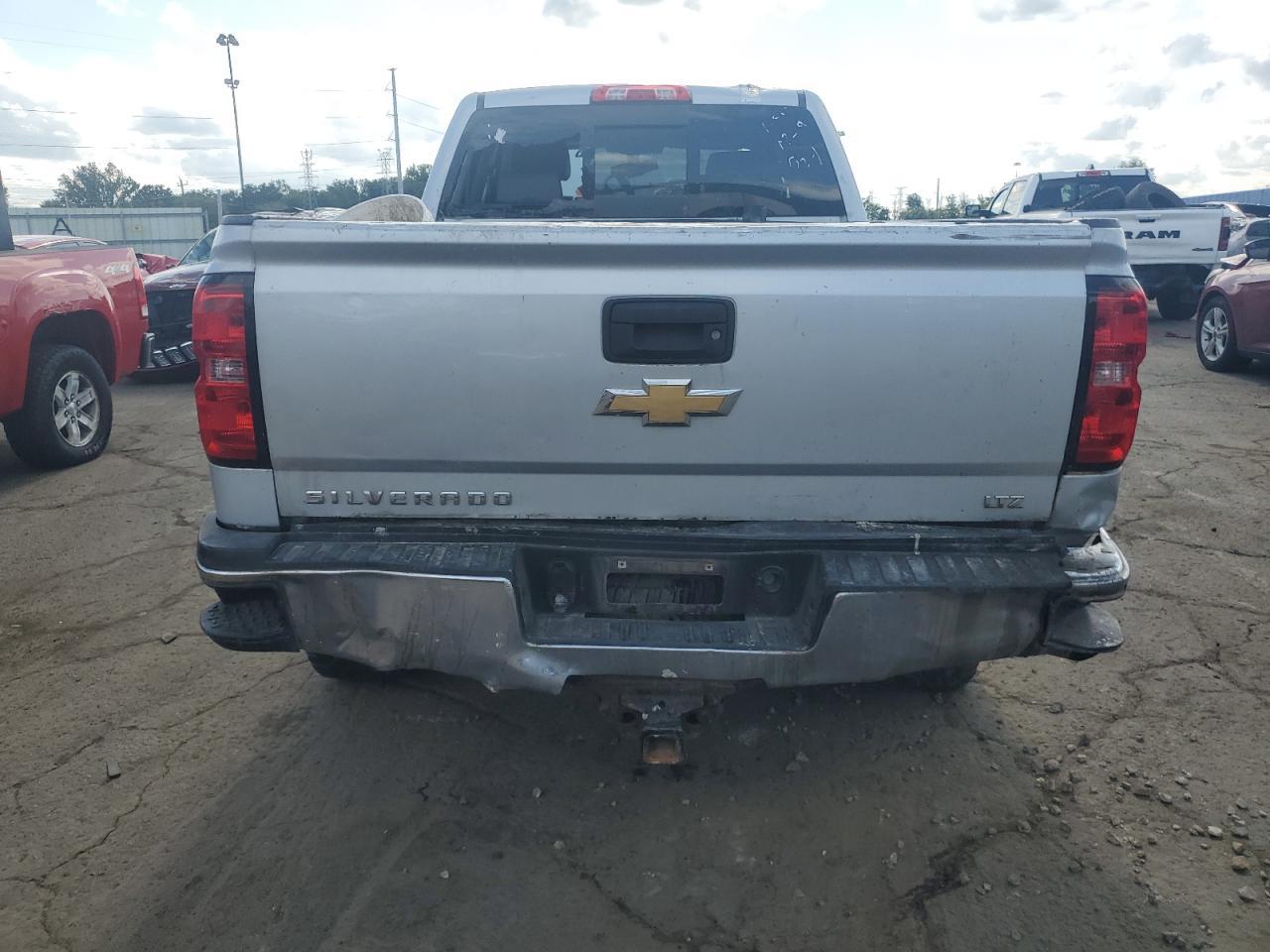 2015 CHEVROLET Silverado