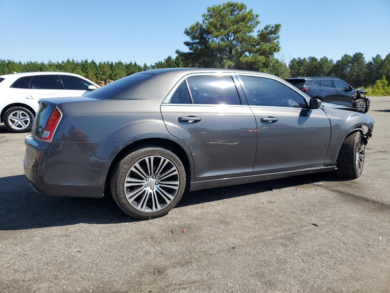 2014 CHRYSLER 300