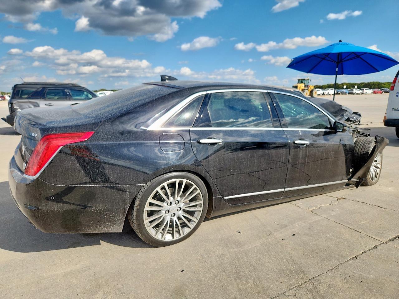 2016 CADILLAC CT6