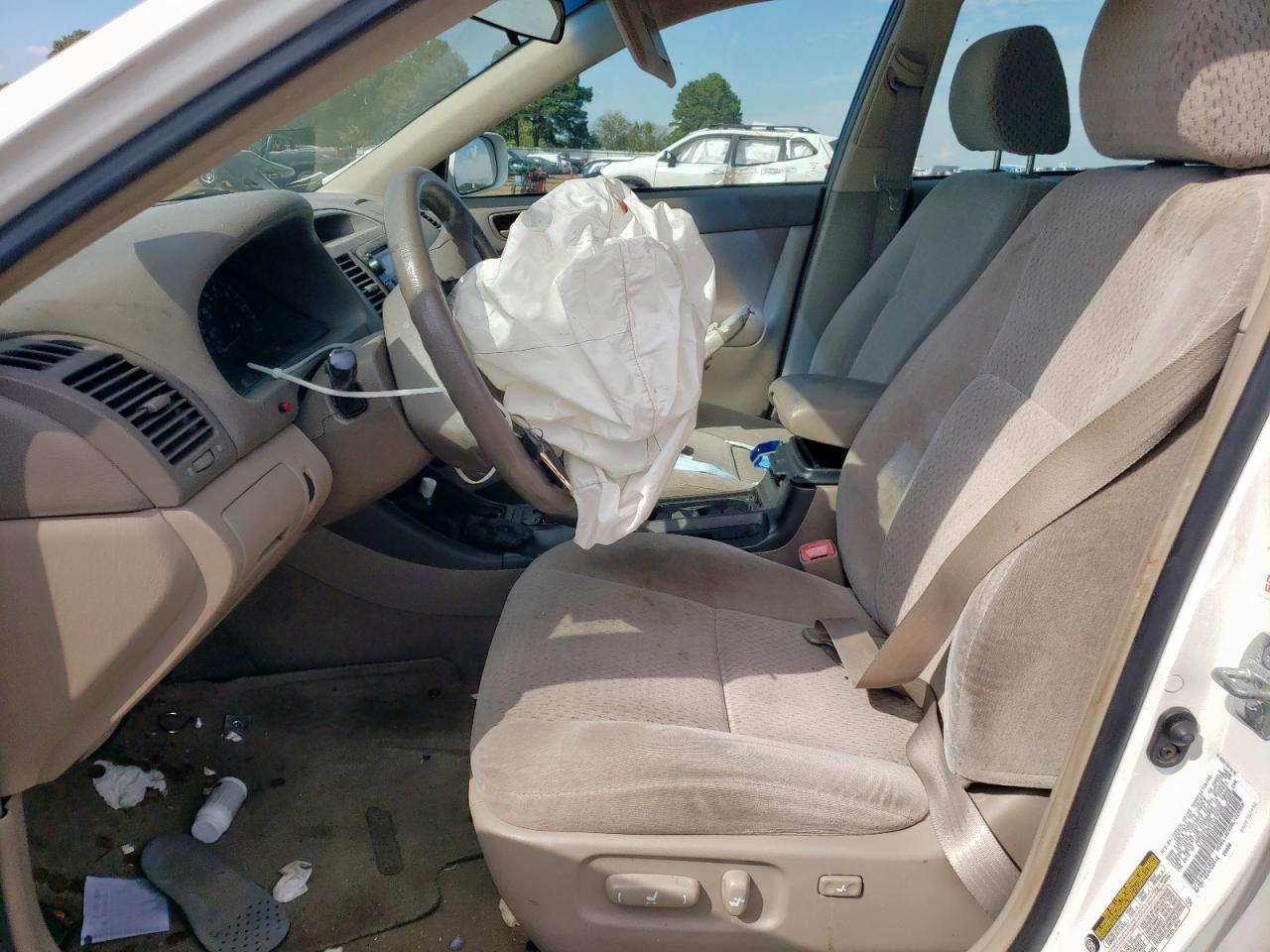 2004 TOYOTA CAMRY