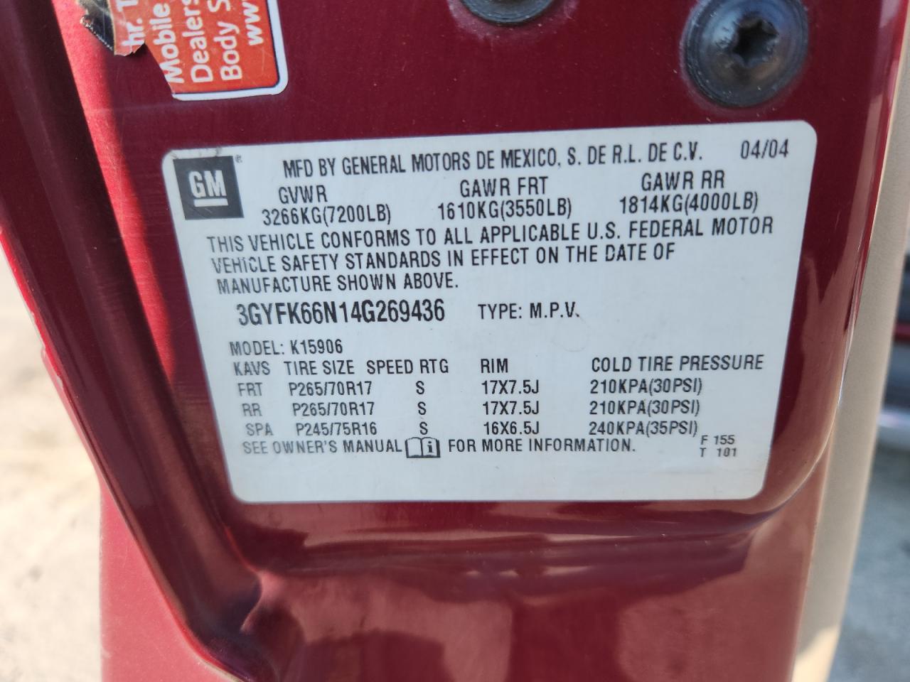 2004 CADILLAC ESCALADE