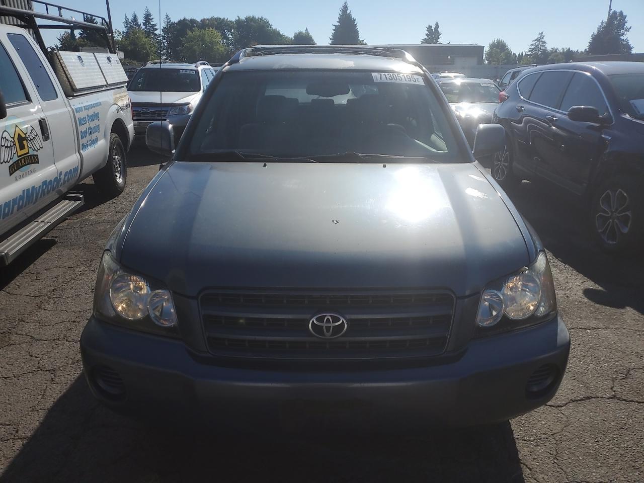 2003 TOYOTA HIGHLANDER