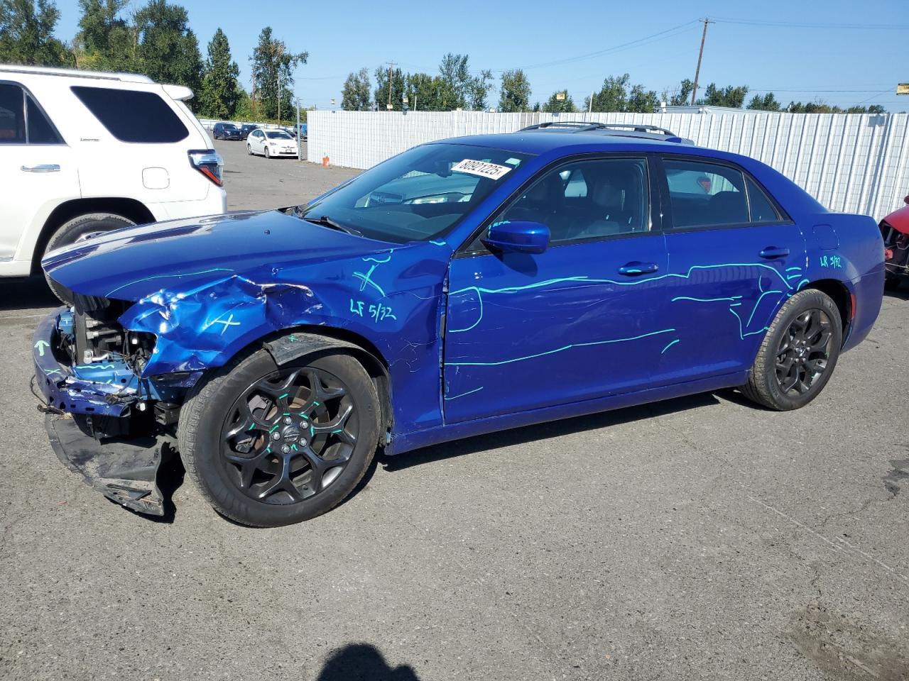 2019 CHRYSLER 300