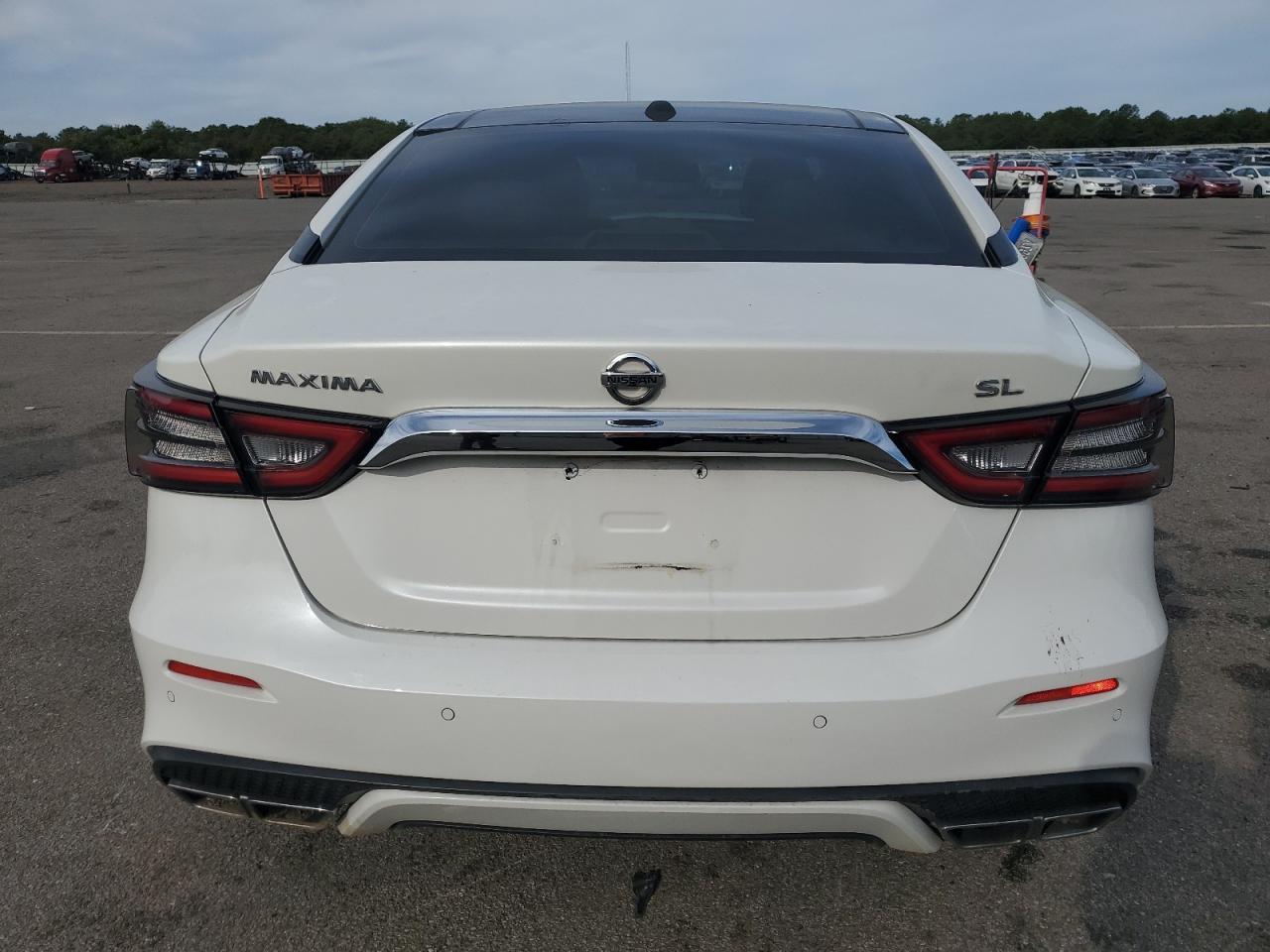 2019 NISSAN Maxima