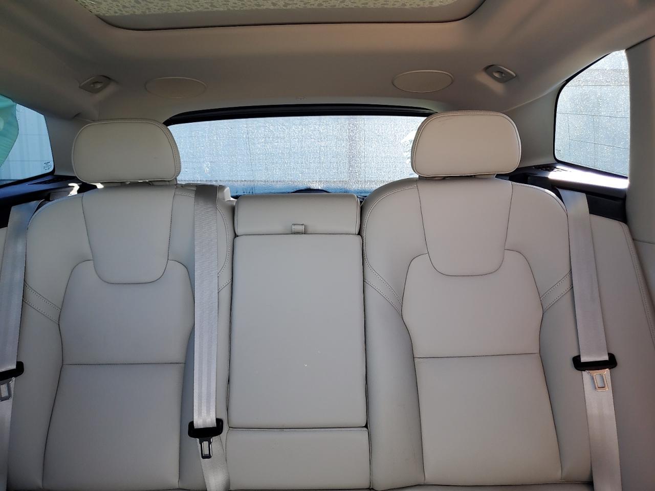 2024 VOLVO XC60