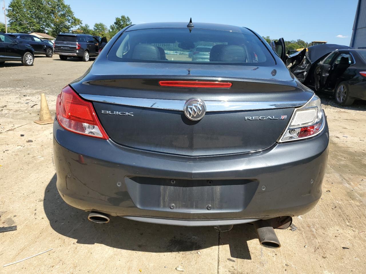 2013 BUICK Regal