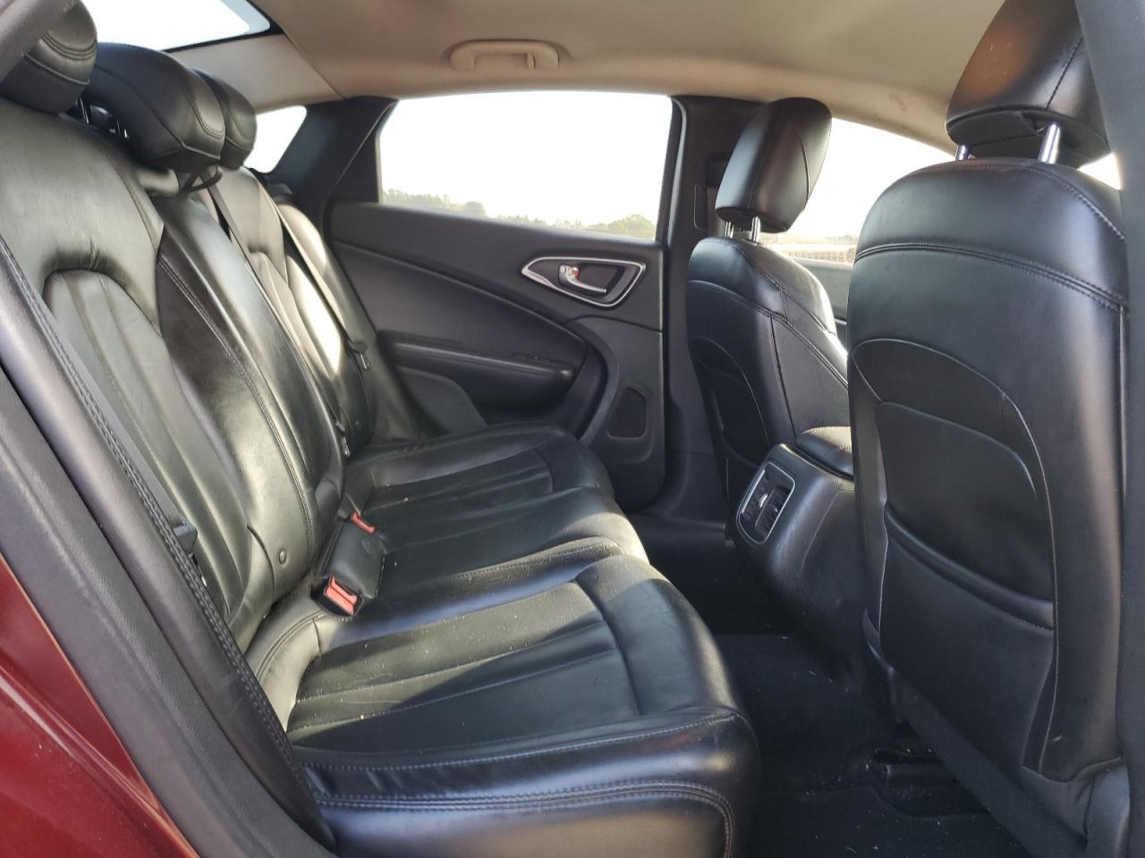 2015 CHRYSLER 200