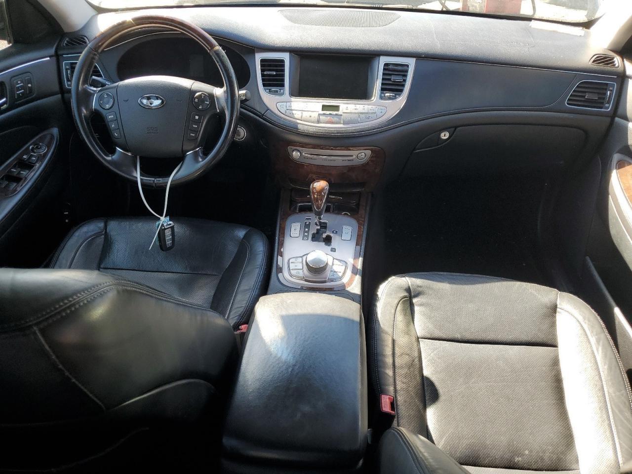 2011 HYUNDAI GENESIS