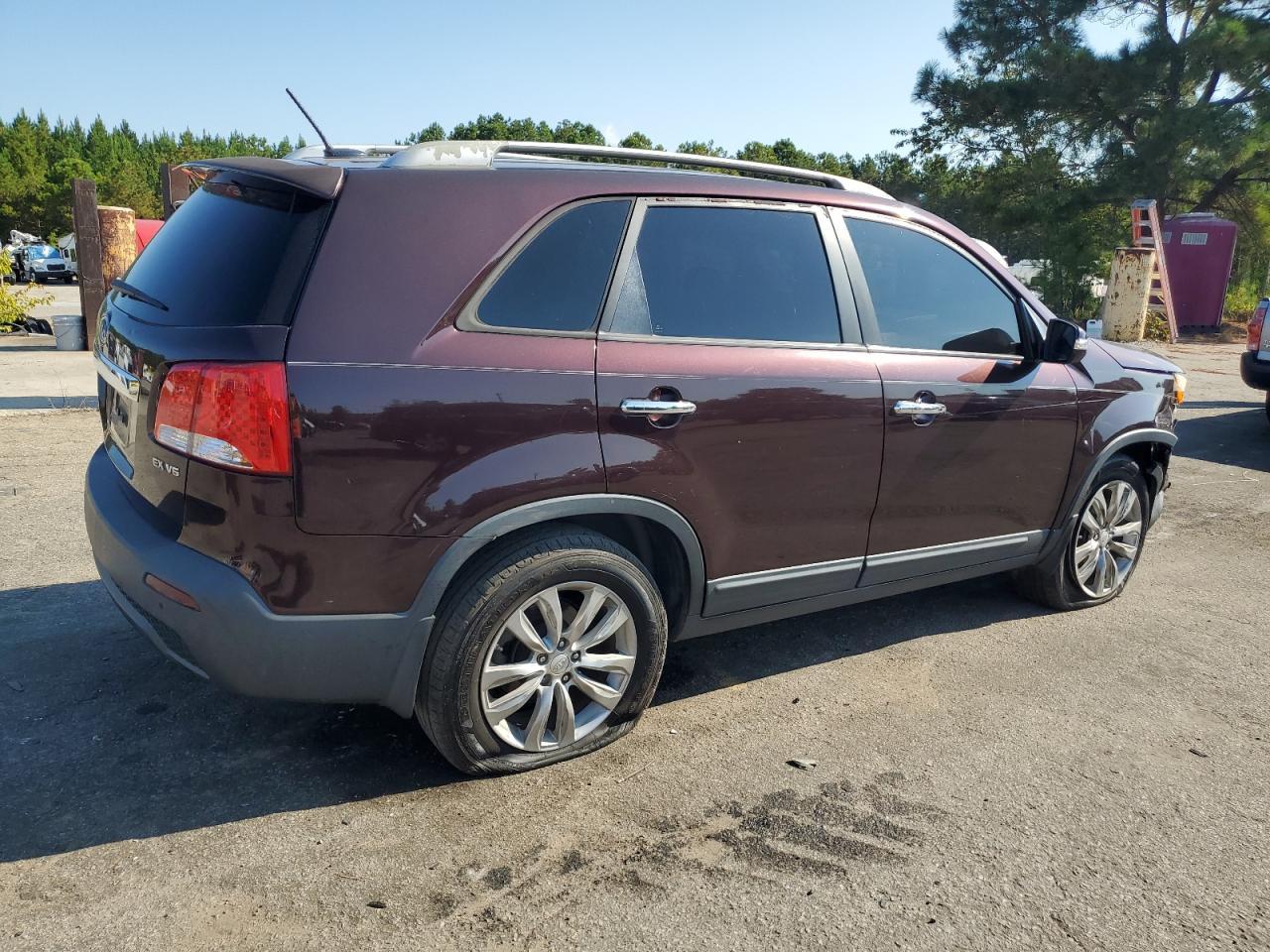 2011 KIA SORENTO