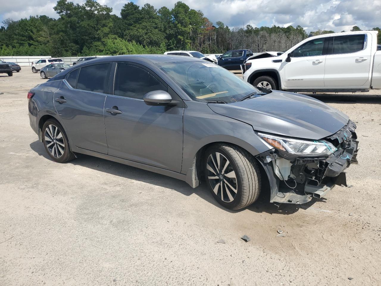 2022 NISSAN SENTRA