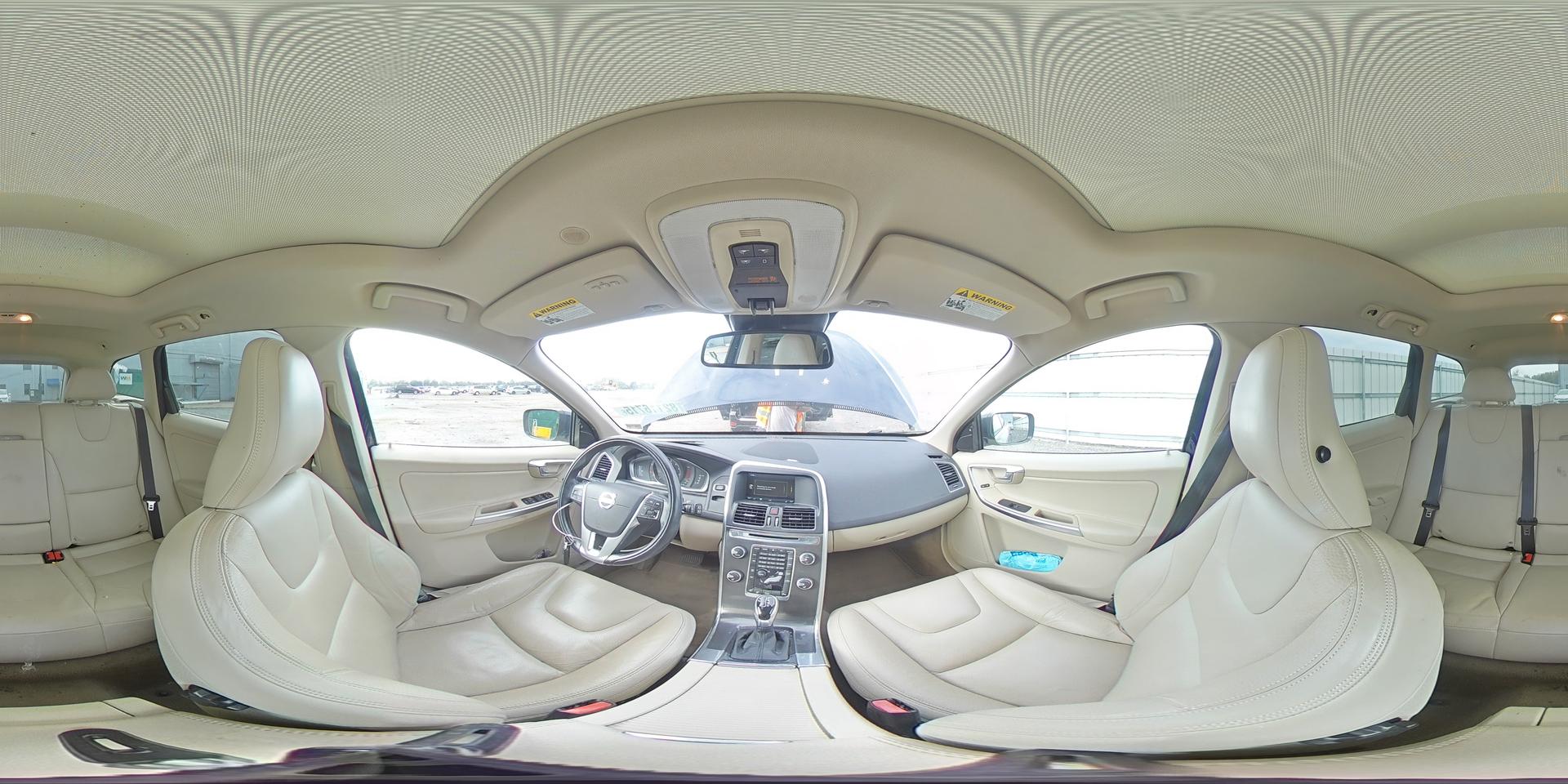 2014 VOLVO XC60