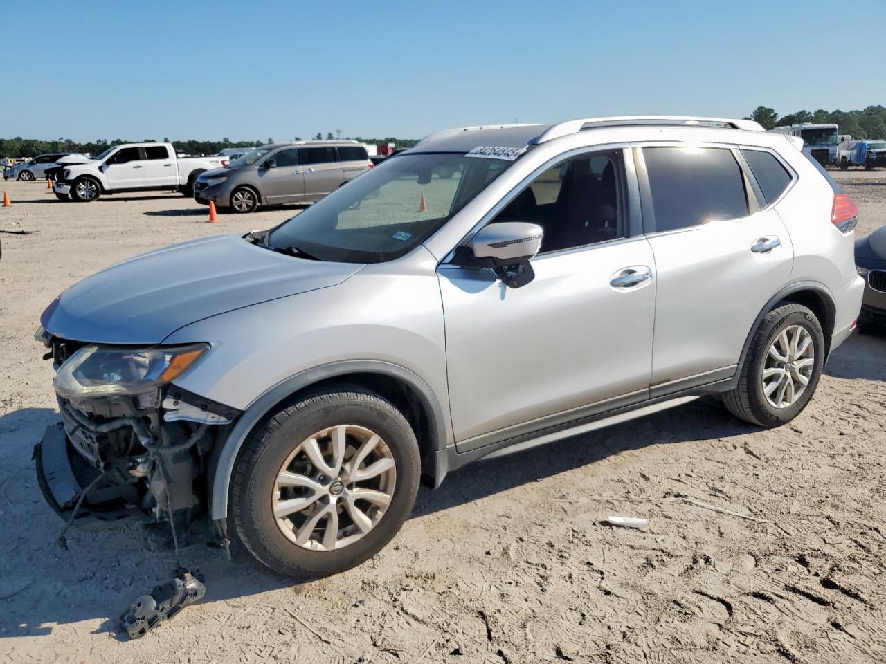 2017 NISSAN ROGUE