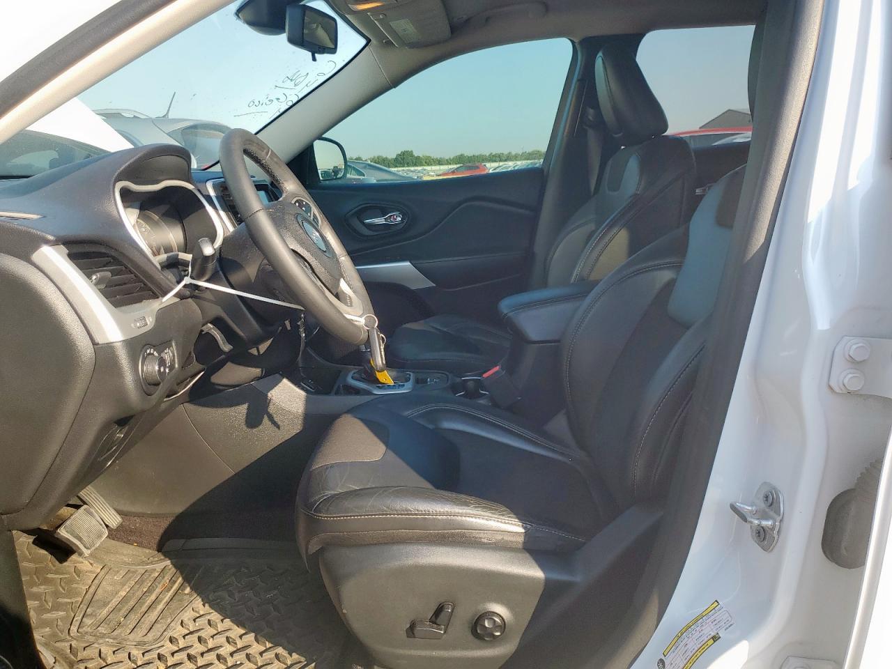 2018 JEEP CHEROKEE