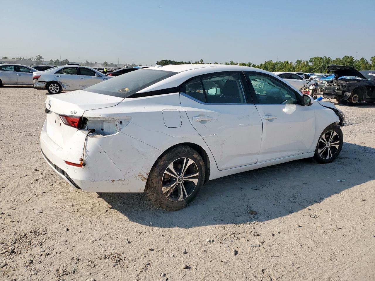 2022 NISSAN SENTRA
