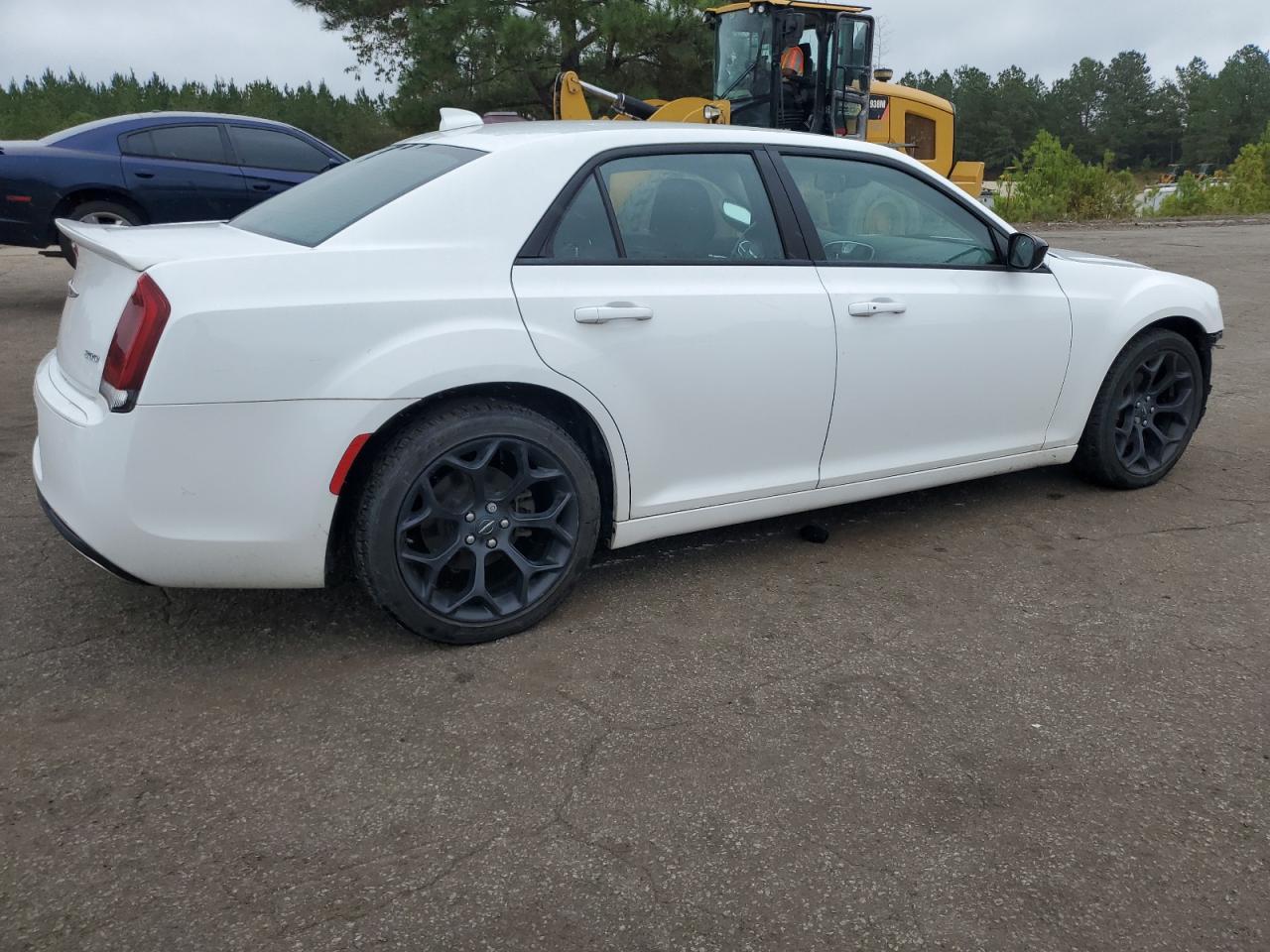 2019 CHRYSLER 300
