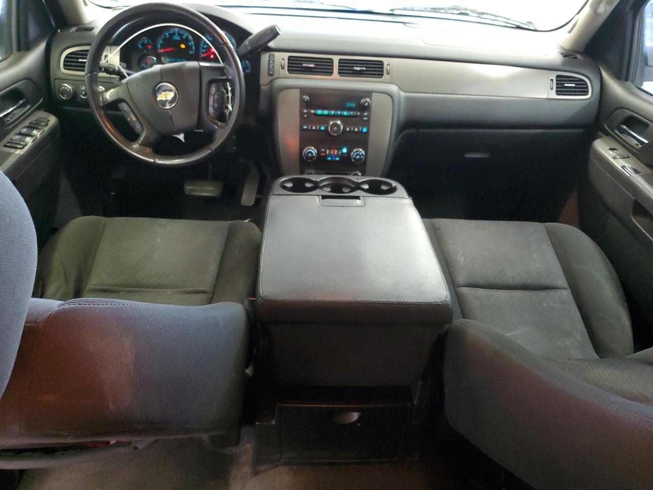 2010 CHEVROLET Suburban