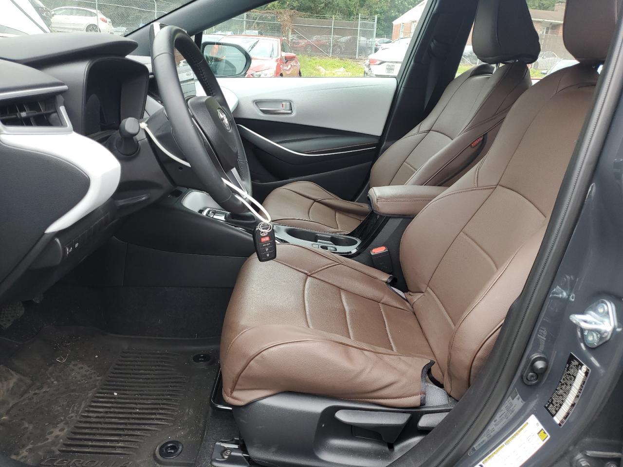 2025 TOYOTA COROLLA