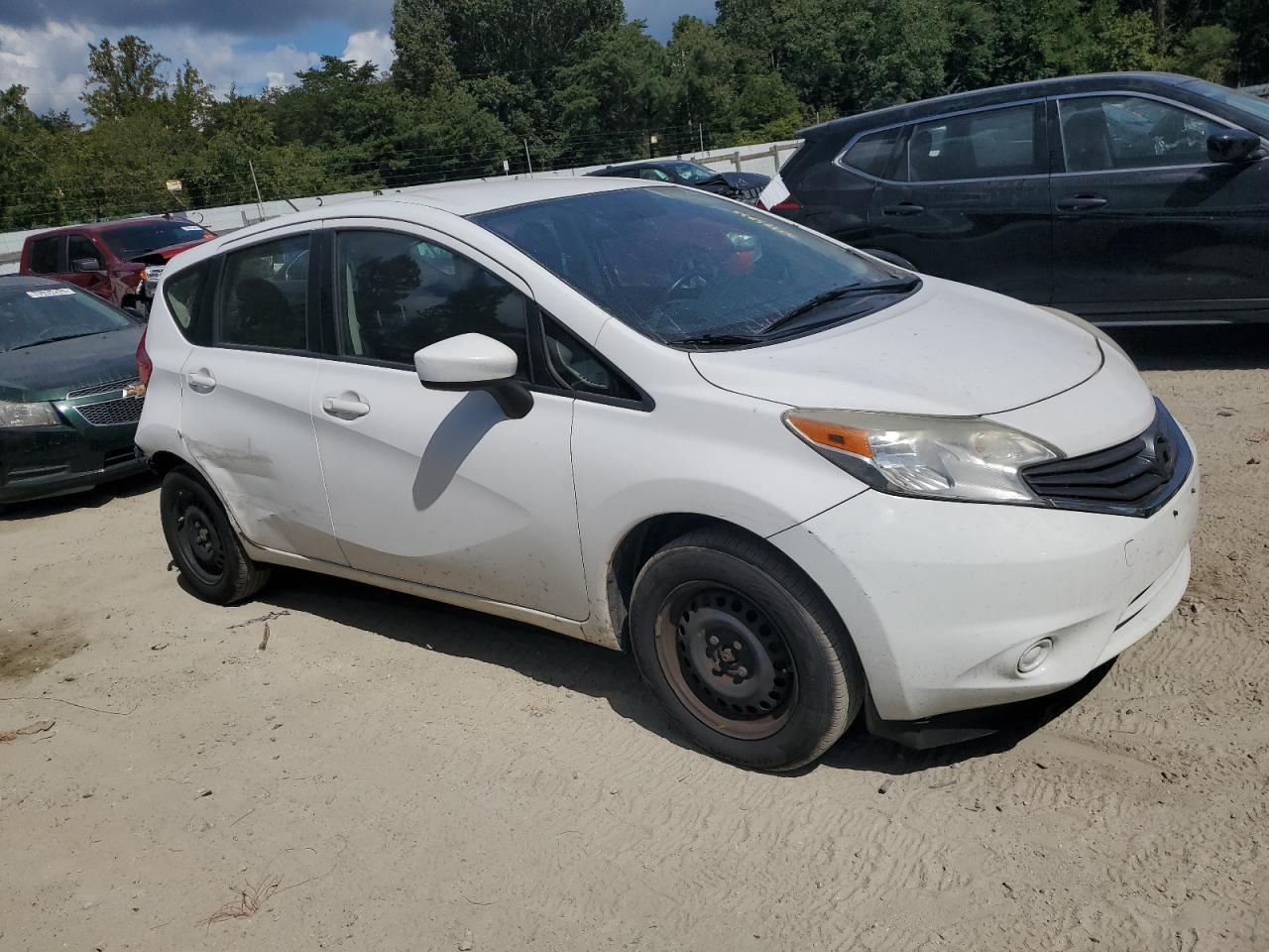 2017 NISSAN Versa Note