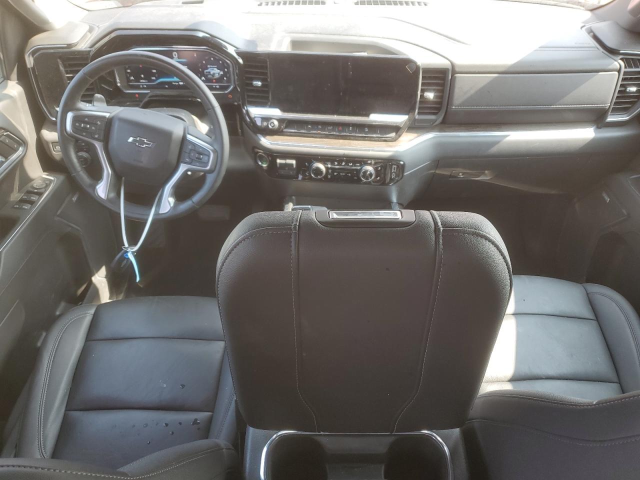 2023 CHEVROLET Silverado