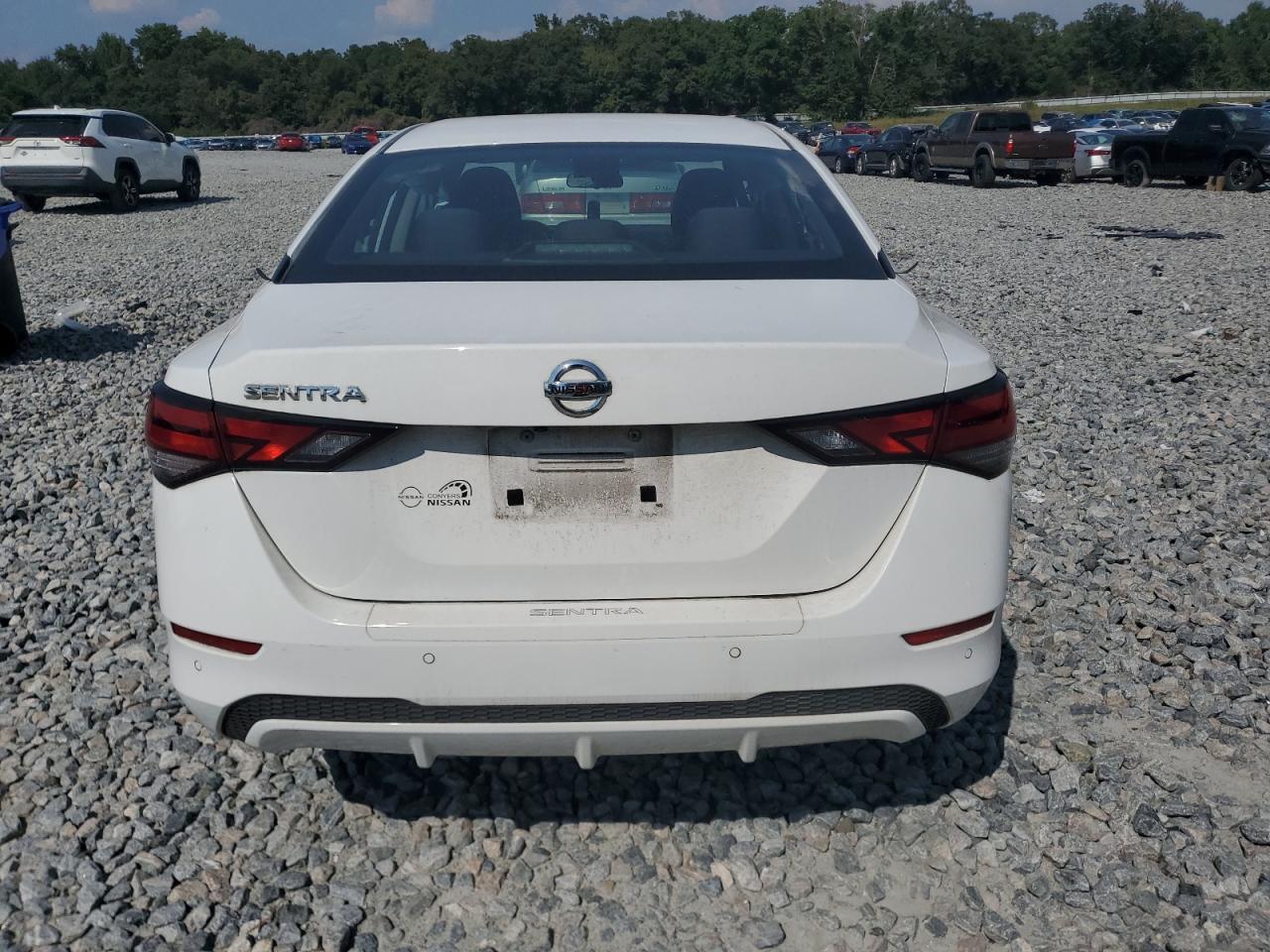 2022 NISSAN SENTRA