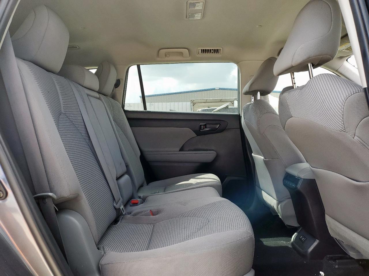 2021 TOYOTA HIGHLANDER