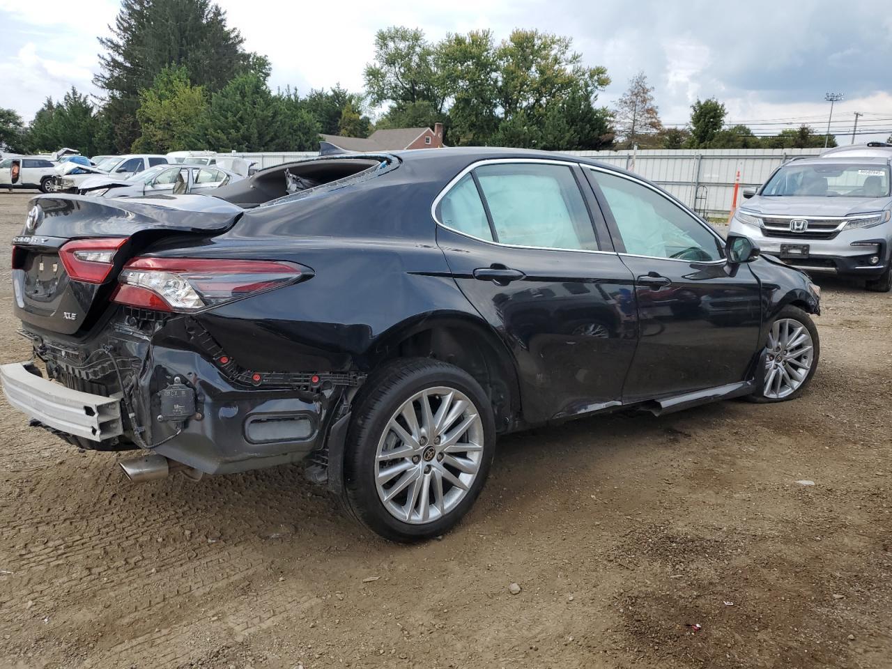 2023 TOYOTA CAMRY