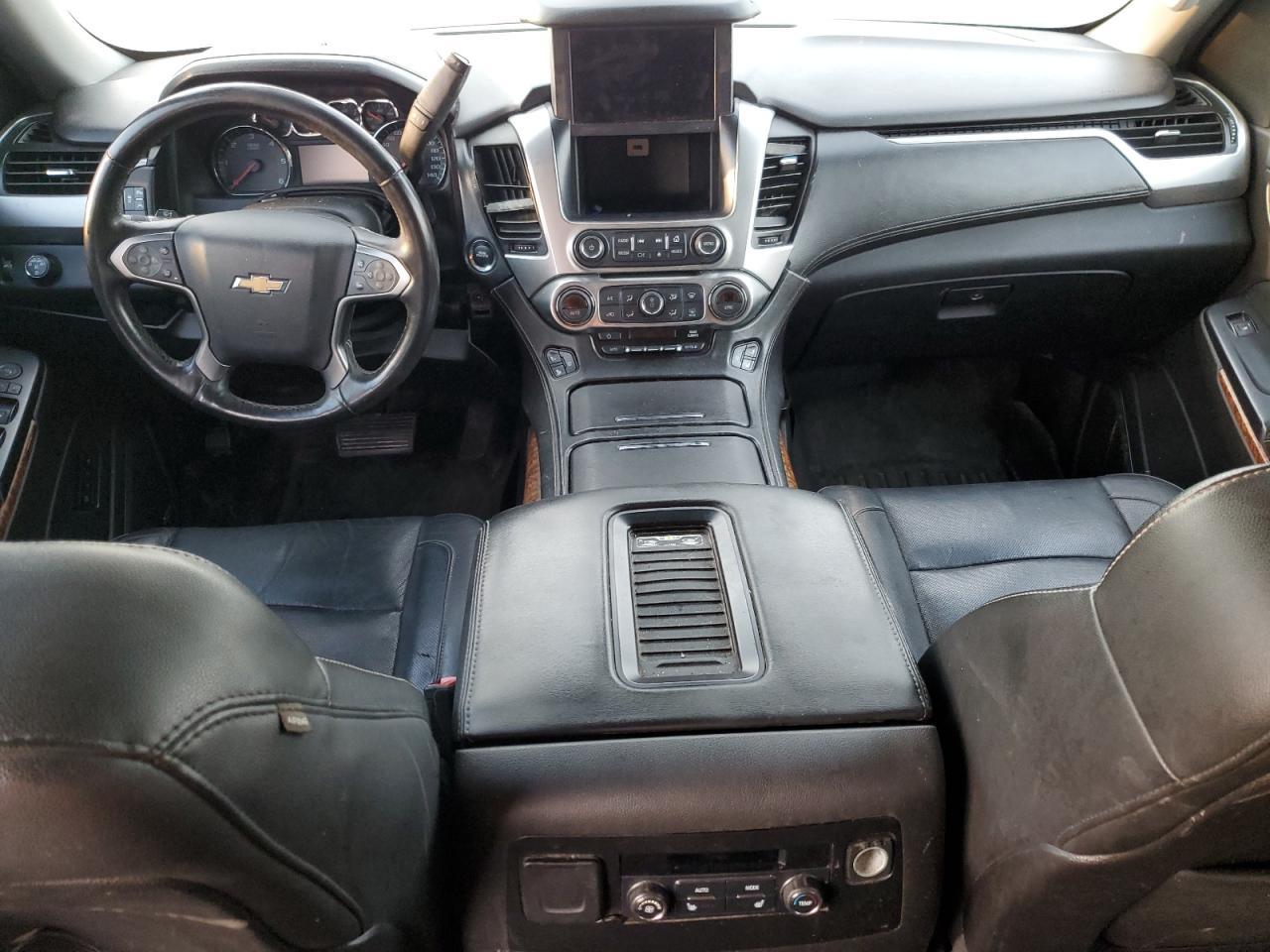 2016 CHEVROLET Suburban