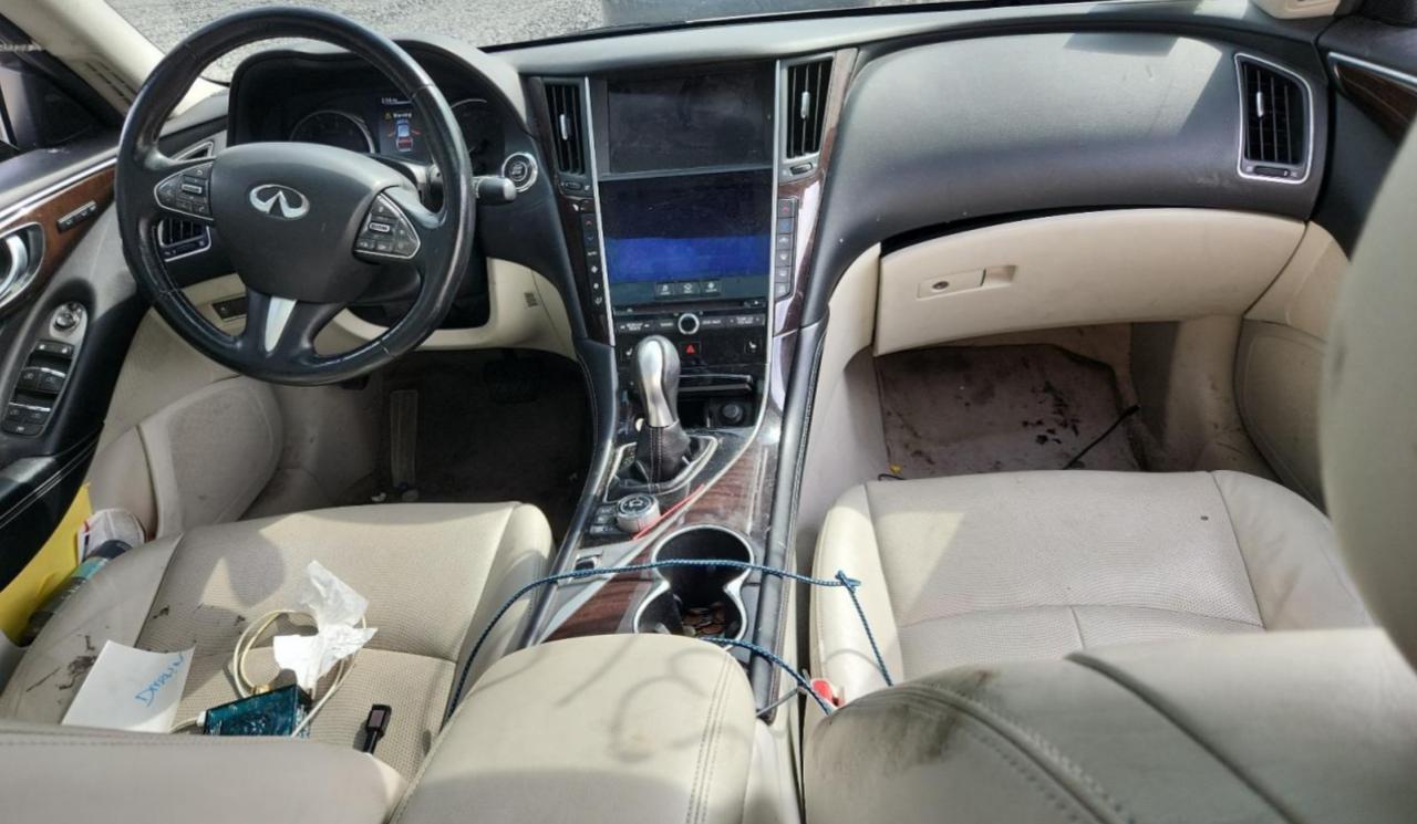 2015 INFINITI Q50