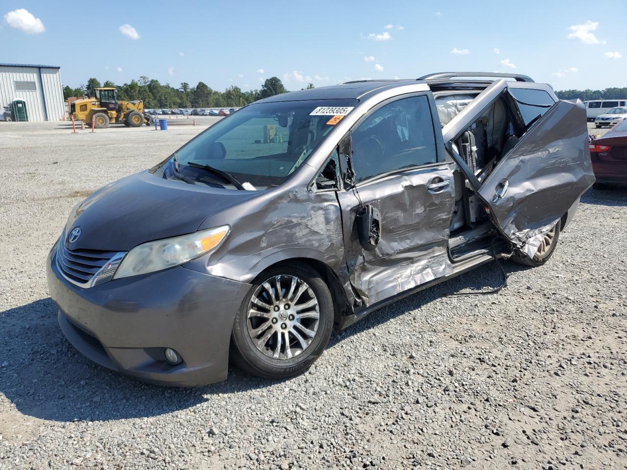 2015 TOYOTA SIENNA