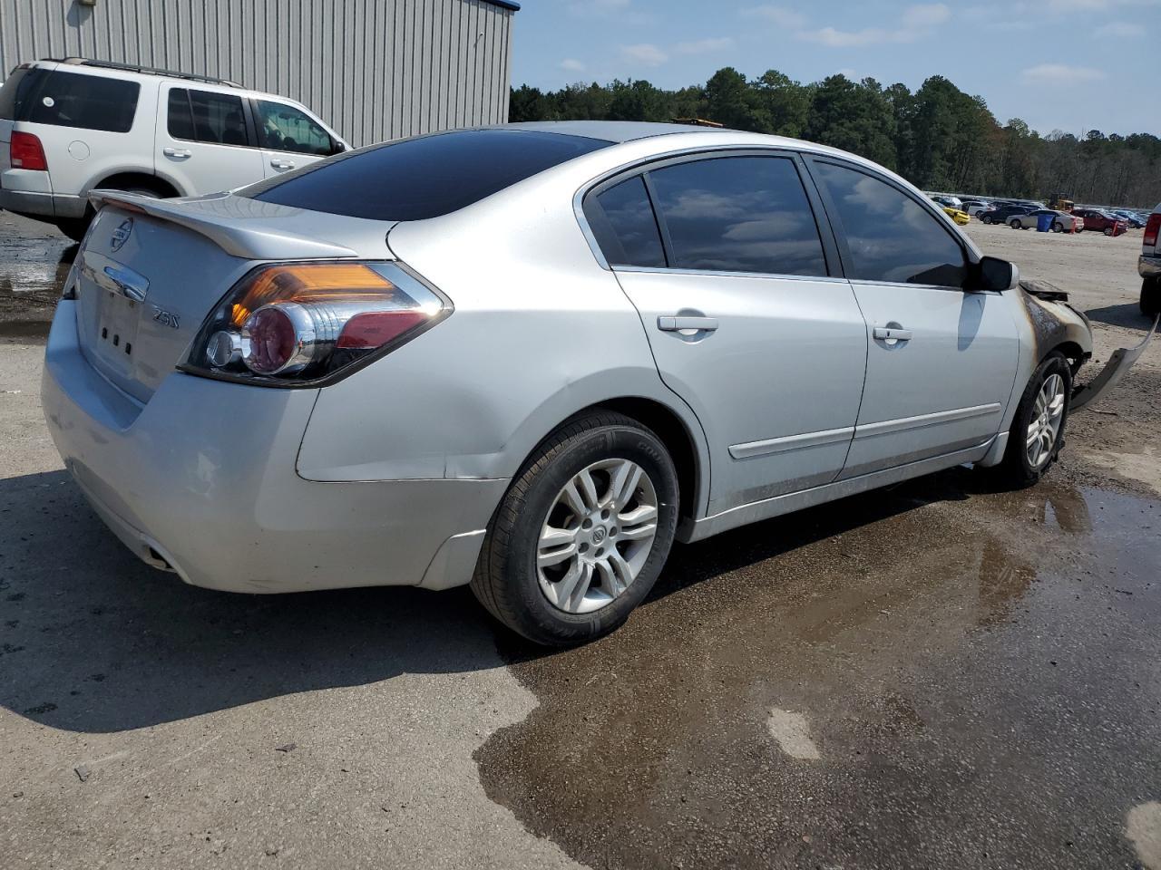 2012 NISSAN ALTIMA