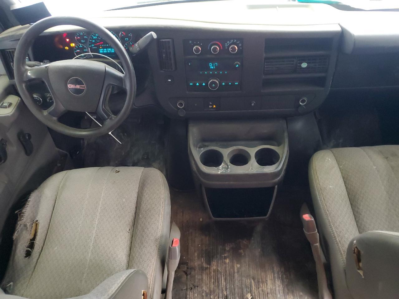 2013 GMC Savana