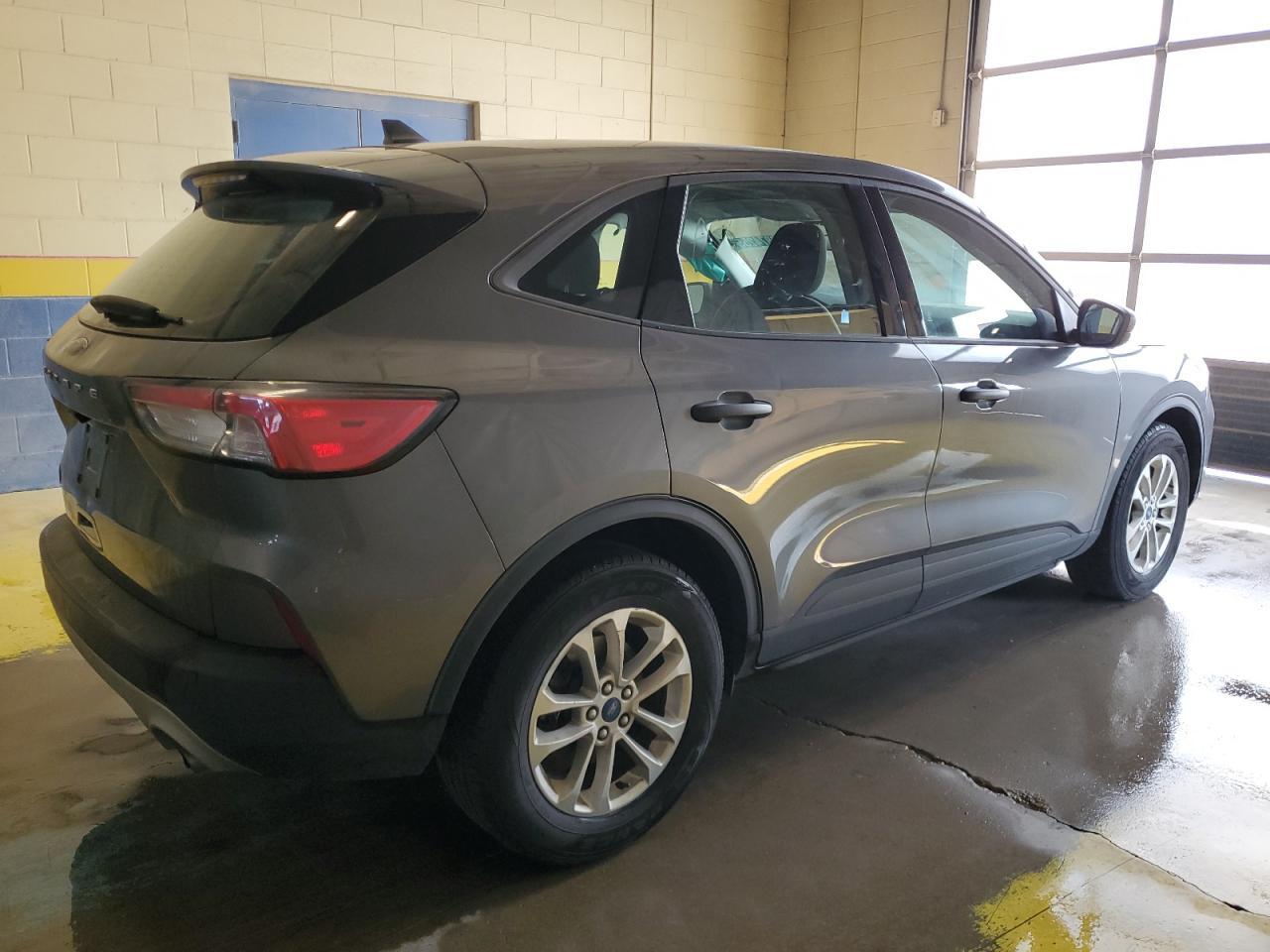 2022 FORD ESCAPE