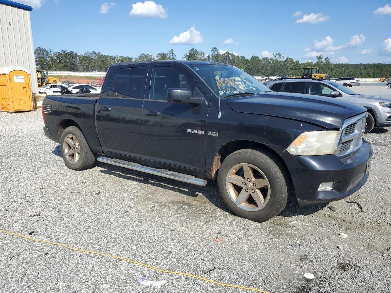 2010 DODGE RAM 1500
