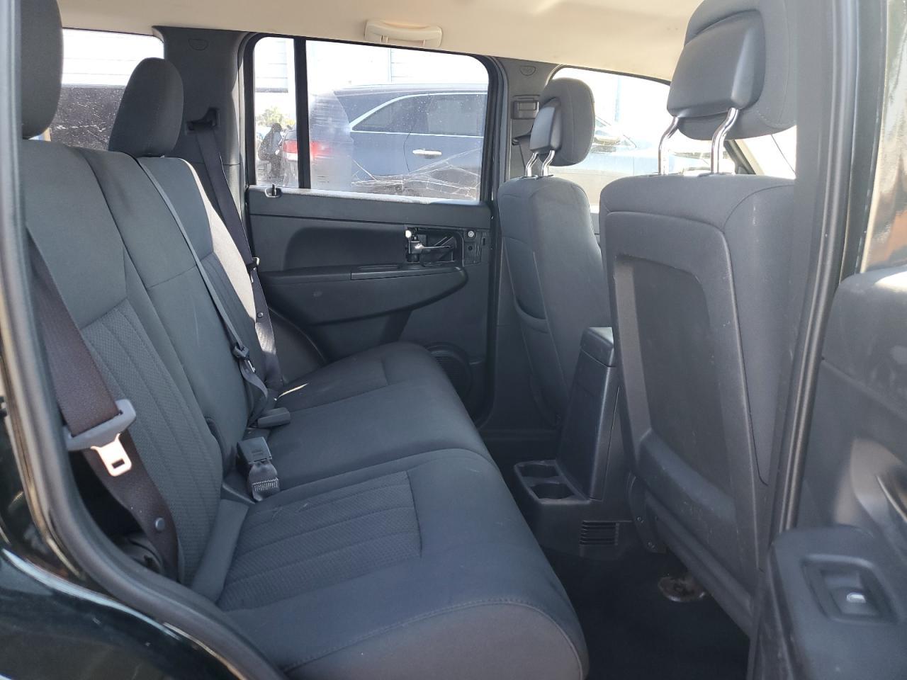 2012 JEEP Liberty