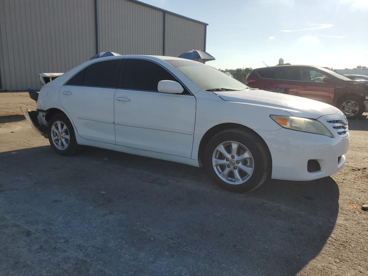 2011 TOYOTA CAMRY