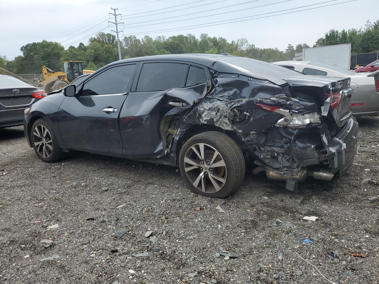2017 NISSAN Maxima