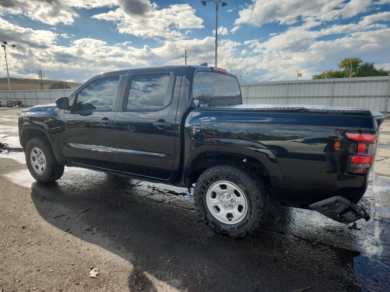 2022 NISSAN Frontier