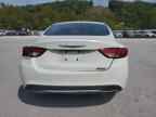 2016 CHRYSLER 200