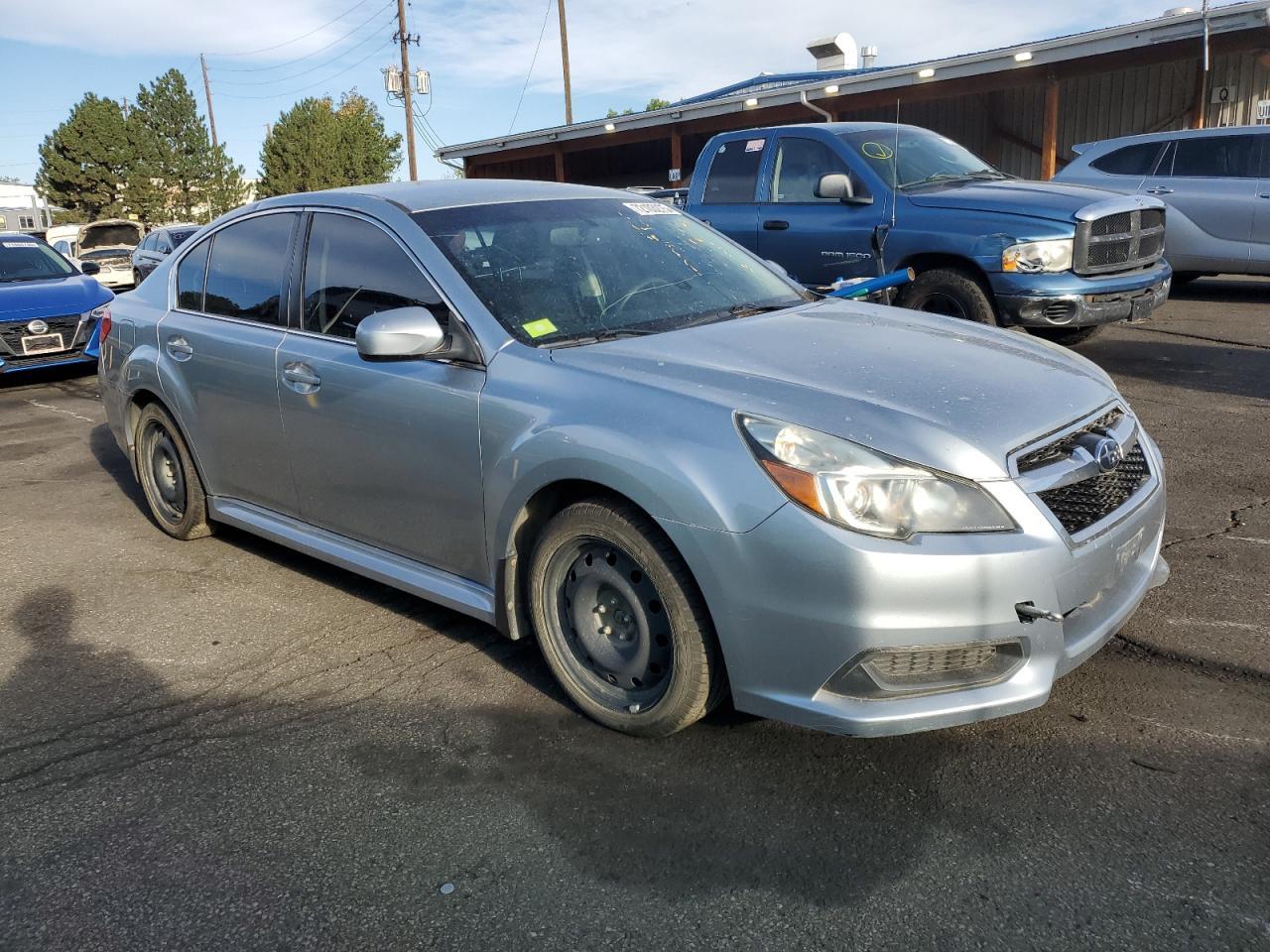 2013 SUBARU Legacy