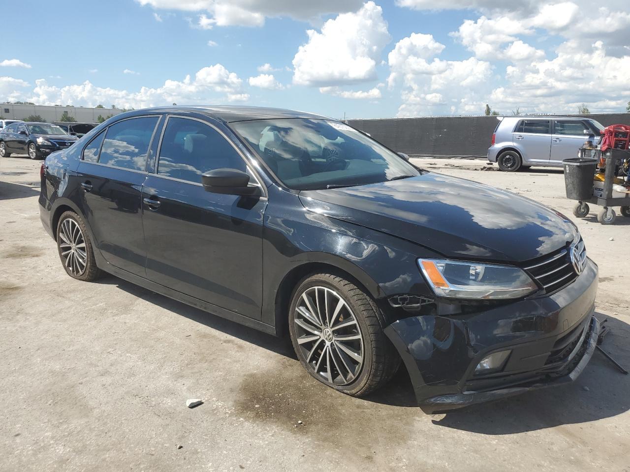 2016 VOLKSWAGEN JETTA