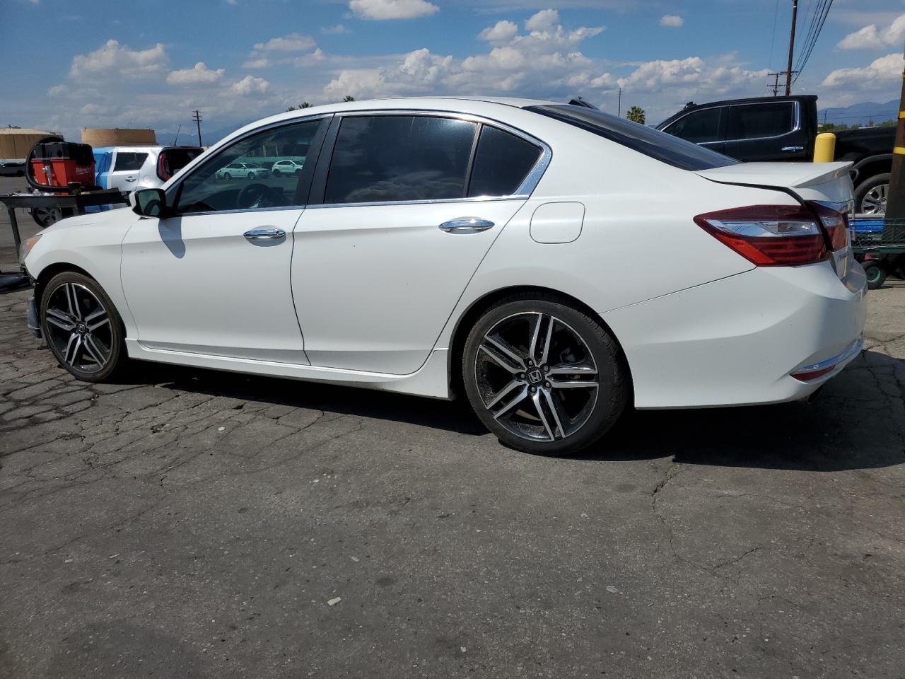2017 HONDA ACCORD