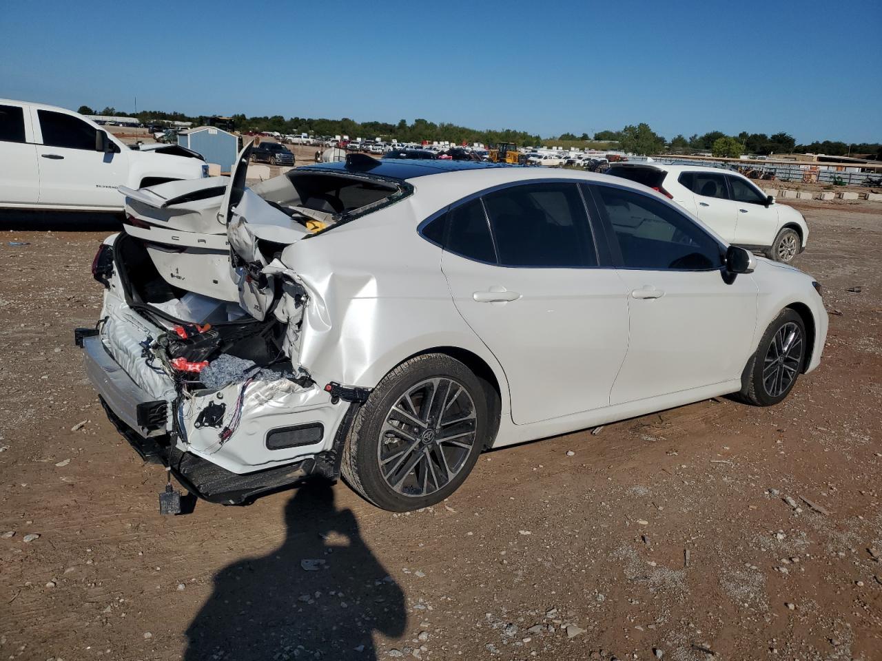 2025 TOYOTA CAMRY