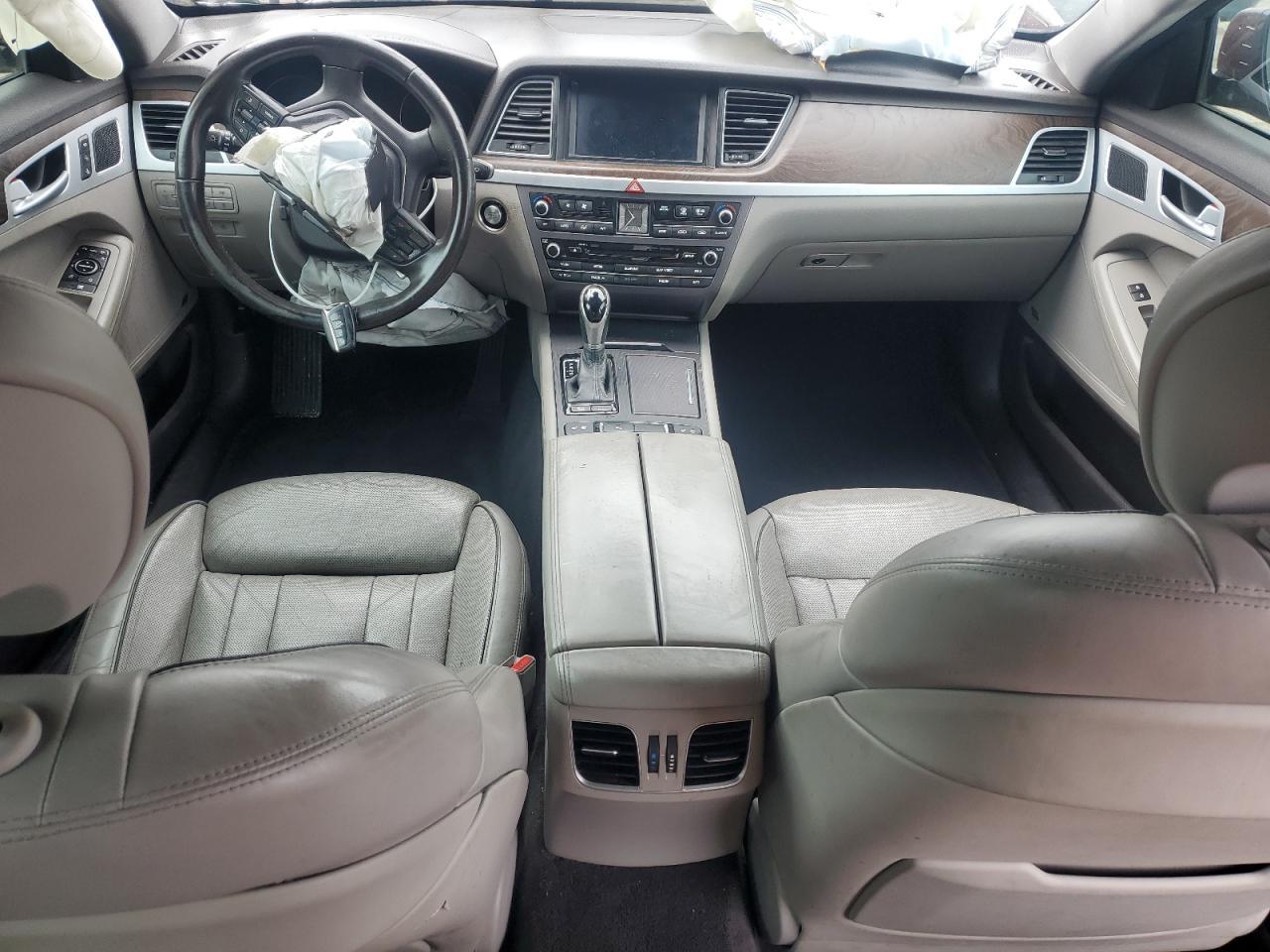 2015 HYUNDAI GENESIS