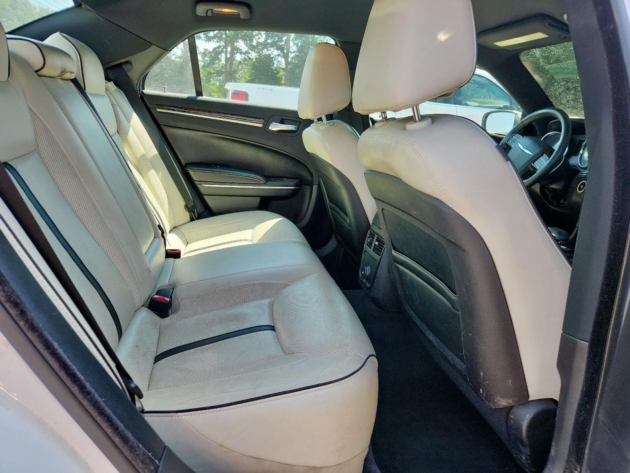 2013 CHRYSLER 300